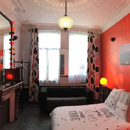 La Maison Du Bulot Bed & Breakfast Fruges