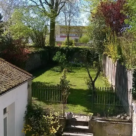 La Maison Du Bulot Bed & Breakfast *